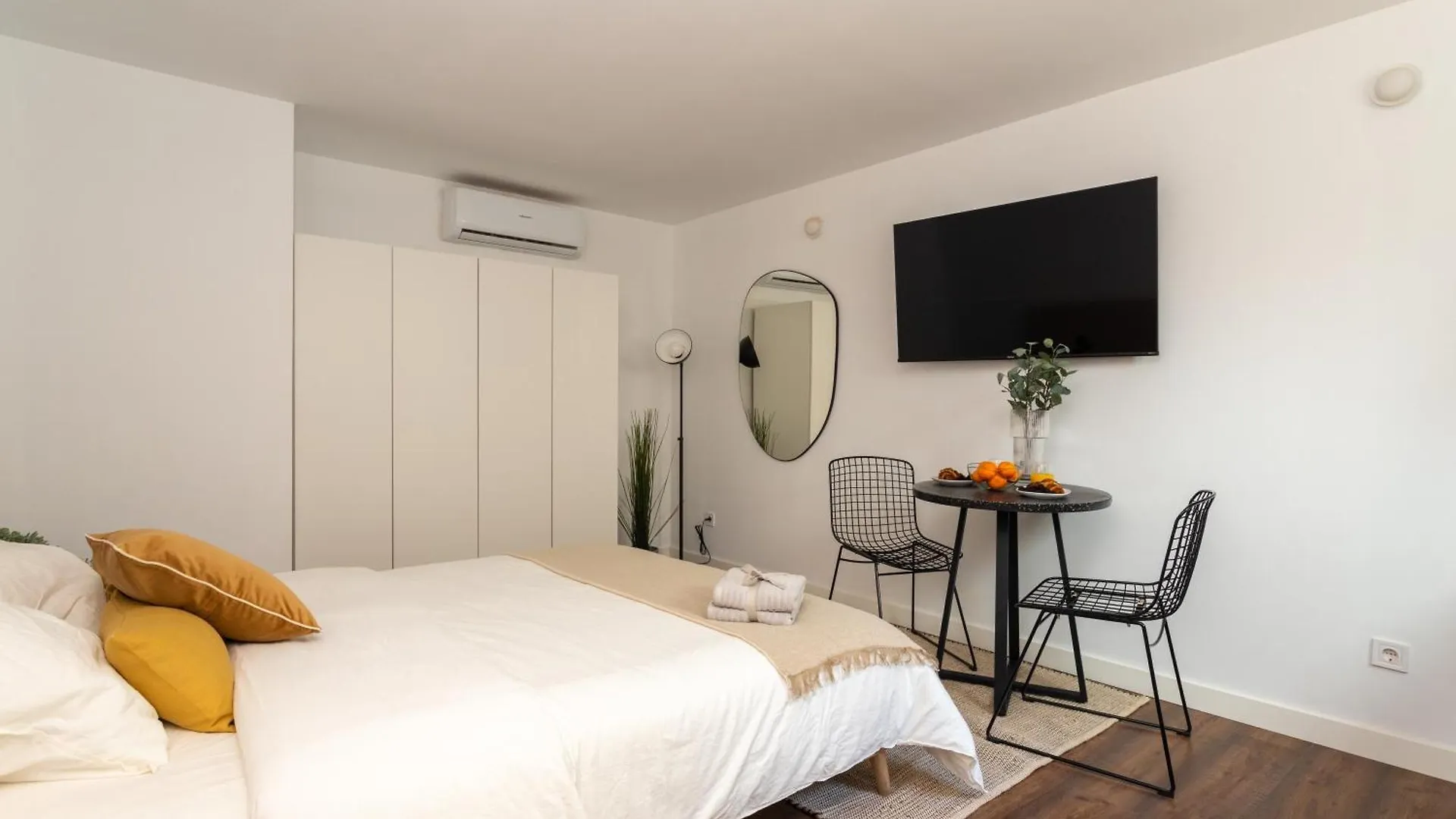 Apartment Soho Design Studios Ramblas